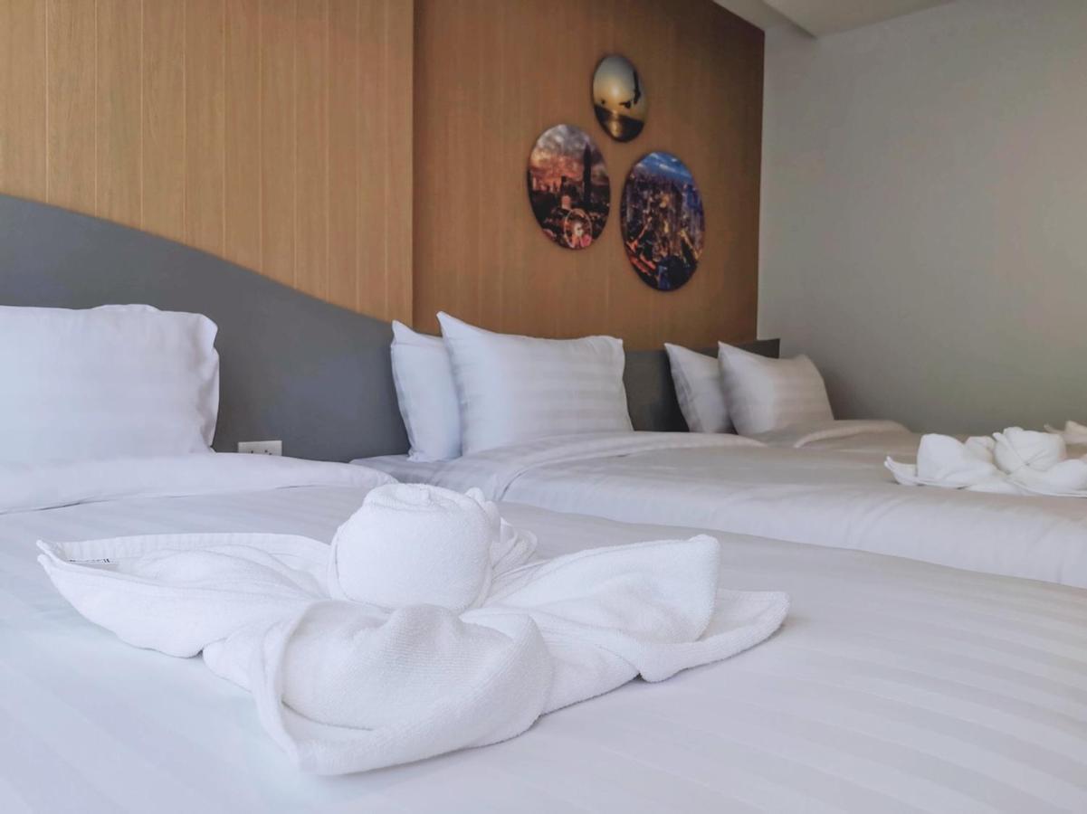 Rico Hotel Ratchadapisek 32 Bangkok Ngoại thất bức ảnh